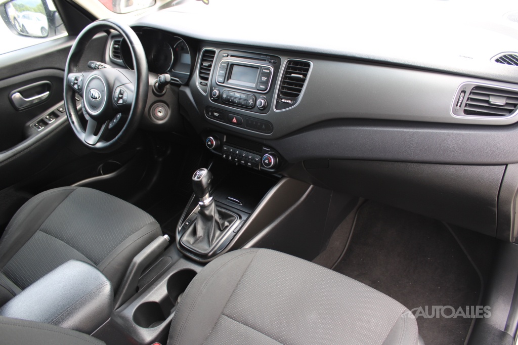 Kia Carens 1,7 CRDi 104 kW - 10