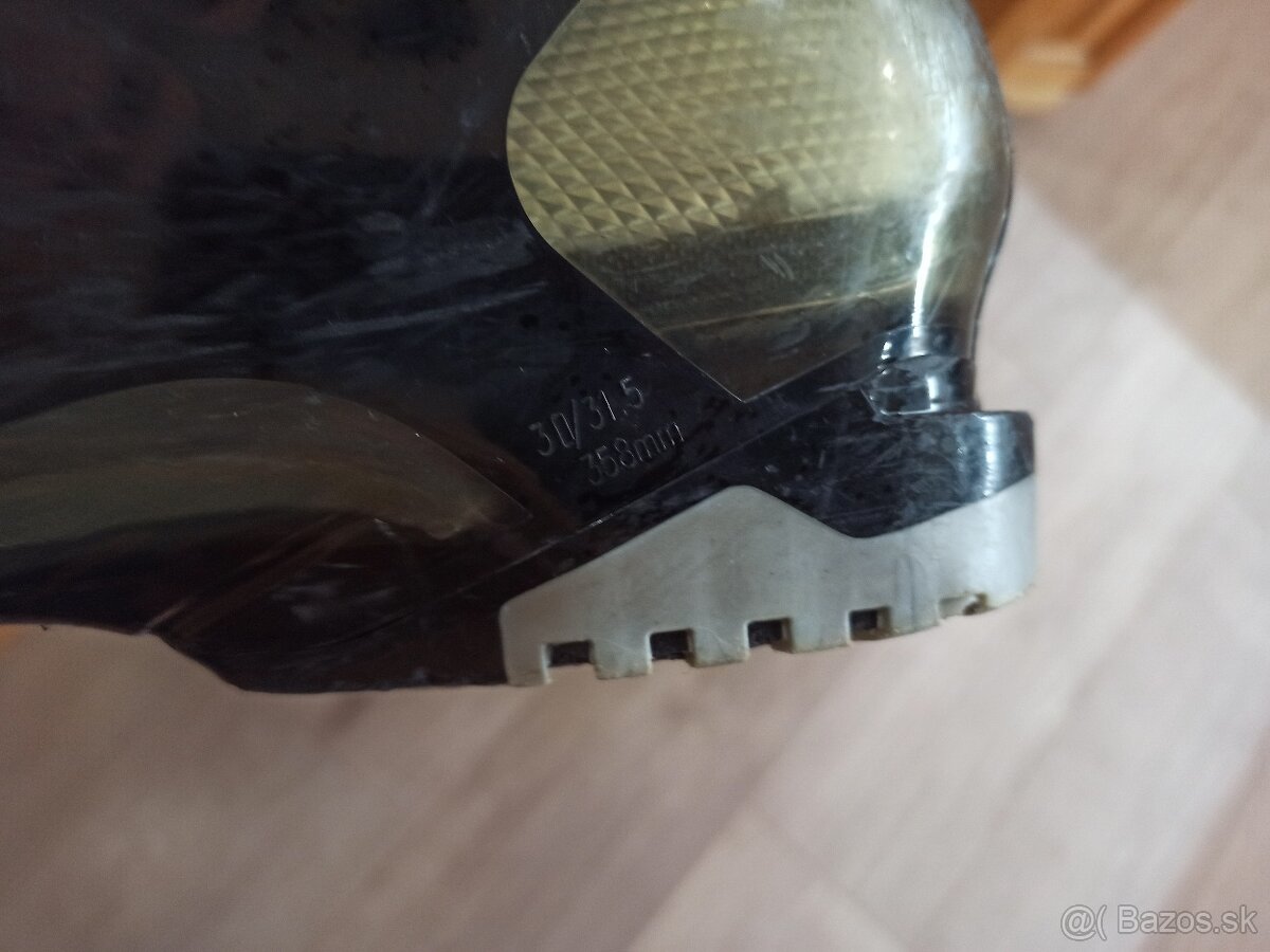 Lyžiarky Salomon Mission 8 - 10