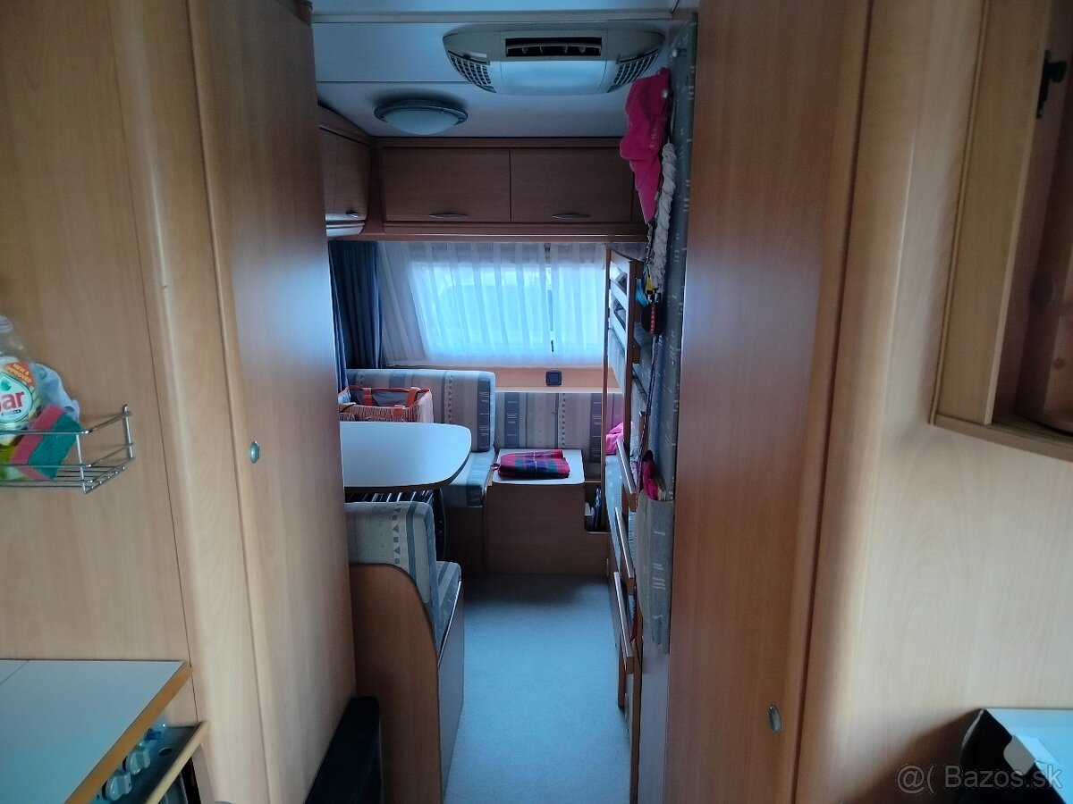 Predám karavan HYMER - 10