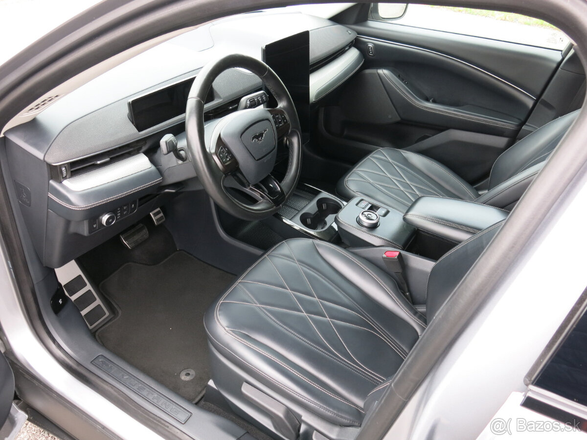 Ford Mustang Mach-E 75,7kWh RWD STD 269PS - DPH - 10