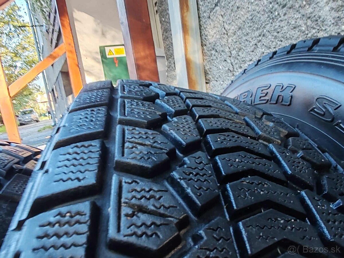 DUNLOP GRANDTREK SJ5 275/60R18 M+S zimné pneumatiky - 10