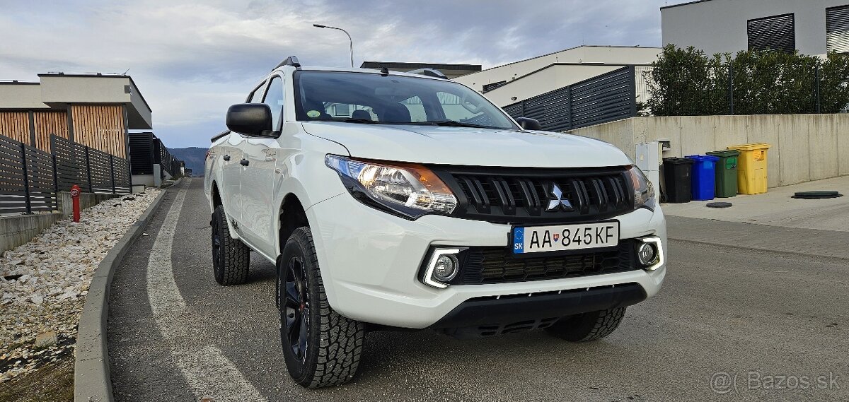 Mitsubichi L 200 , 4x4 , mt6 , 113 kw, Diesel - 10