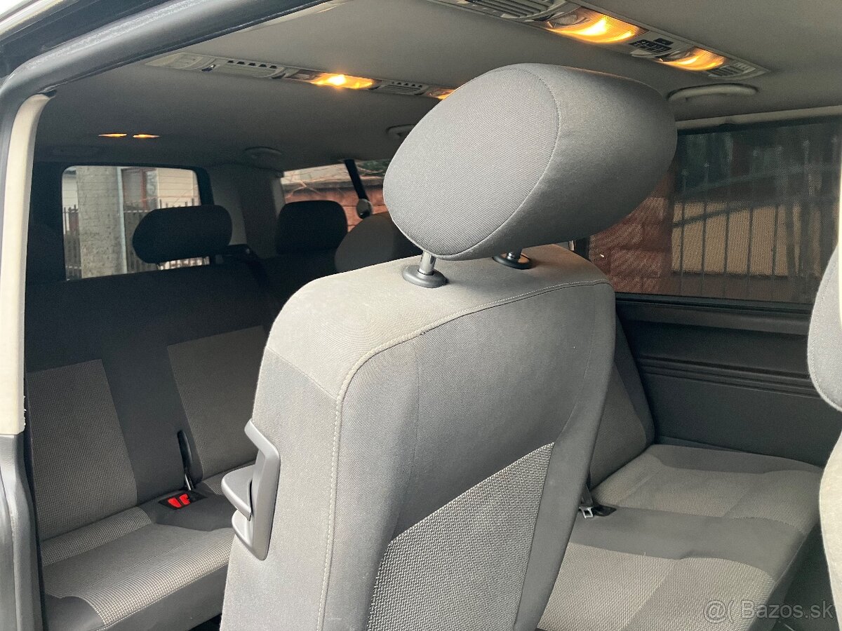 Volkswagen Caravelle 2.0TDi 103 kW - 10