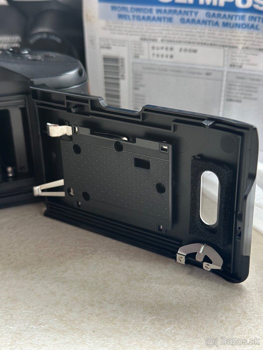 Olympus Superzoom 700XB - 10