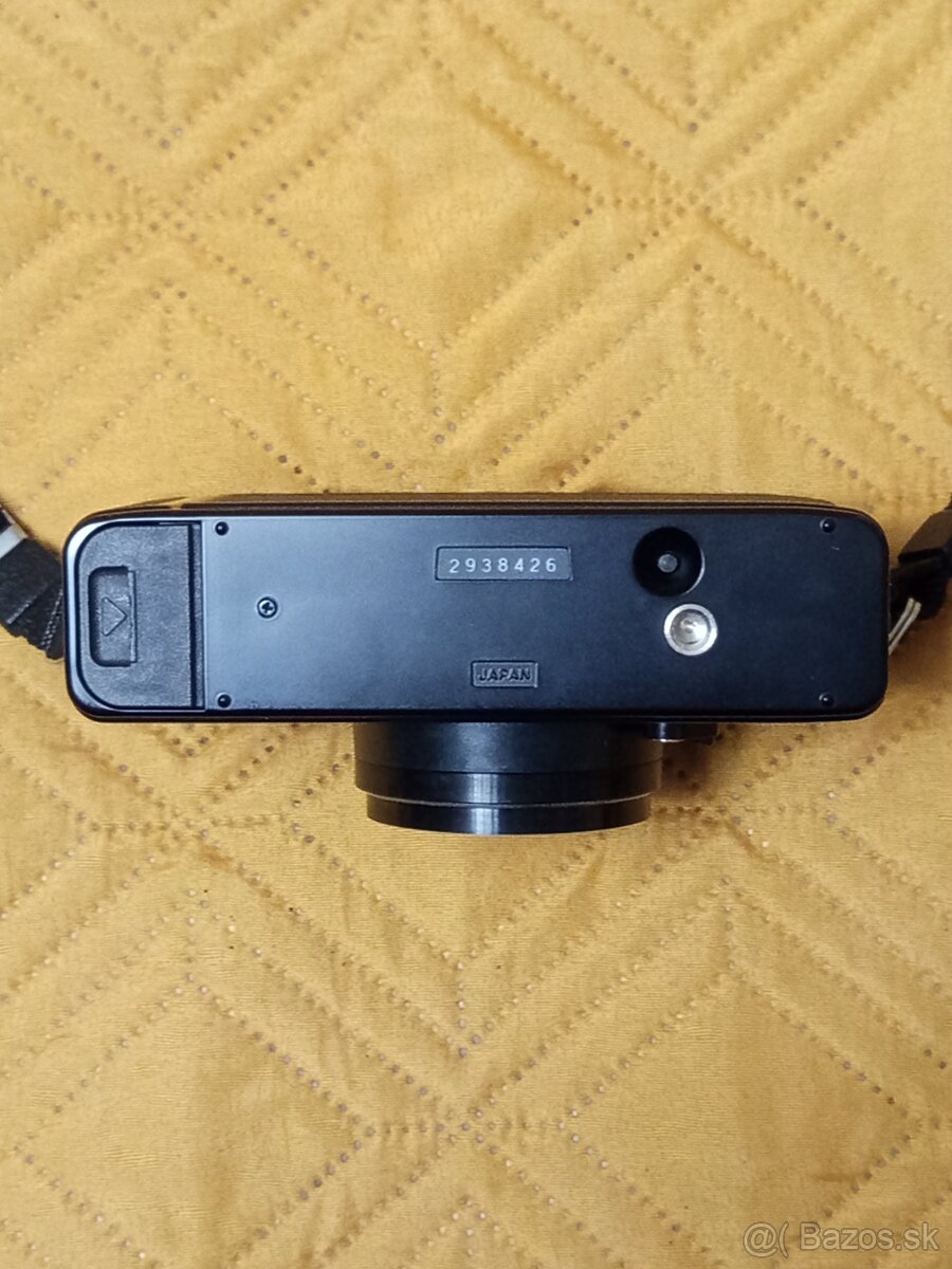 Minolta Hi-Matic AF2 - 10