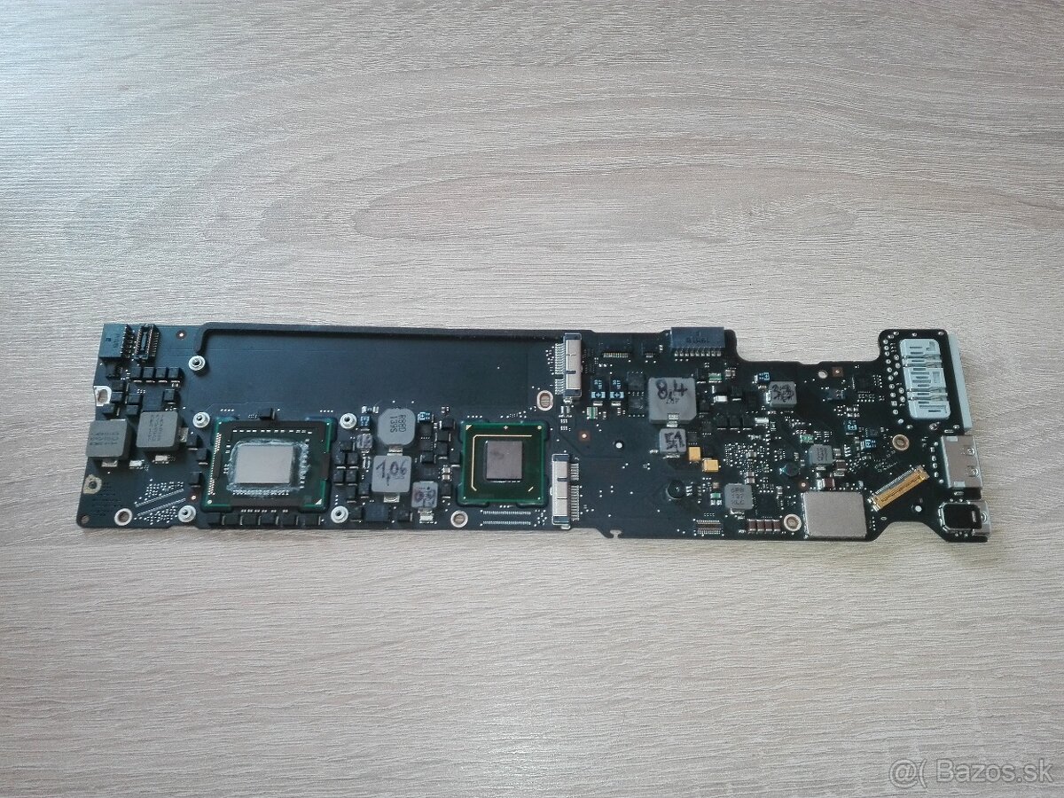 Apple MacBook Air.Mid 2011.A1369. EMC 2469. - 10