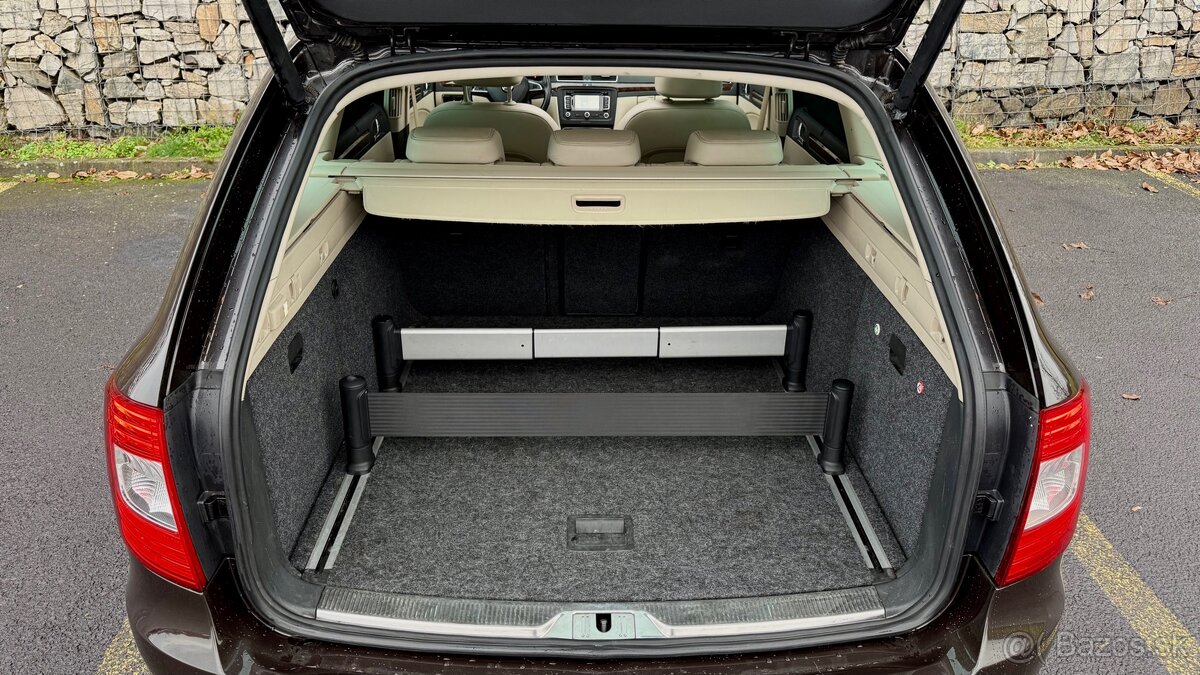 Škoda Superb 2.0 TDI 103kw 4x4 PANO KEYLESS - 10