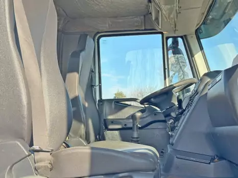 IVECO TRAKKER Sklápač + HDS + PILOT 8x4 TOP STAV - 10