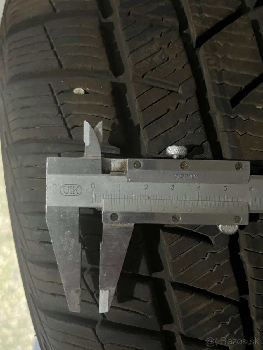 Zimné pneu 205-55-r17 - 10