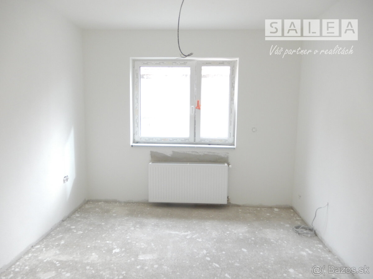 Pekný rodinný dom, 300 m2, kompletná rekonštrukcia, Hronské - 10