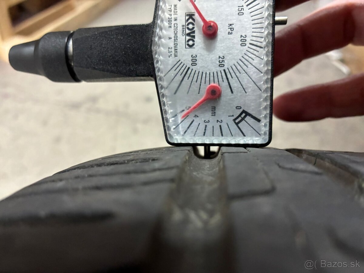 Letne pneumatiky 205/55/r16 - 10