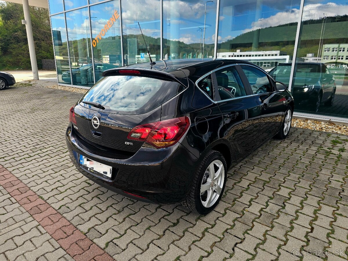 OPEL ASTRA 1.7CDTI ●STK DO 4/2027● - 10