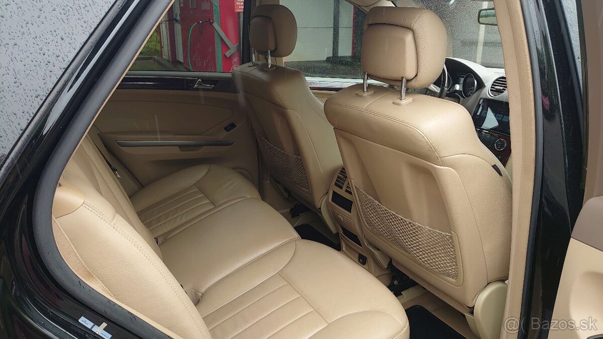 Mercedes-Benz ML 350 4MATIC - 10