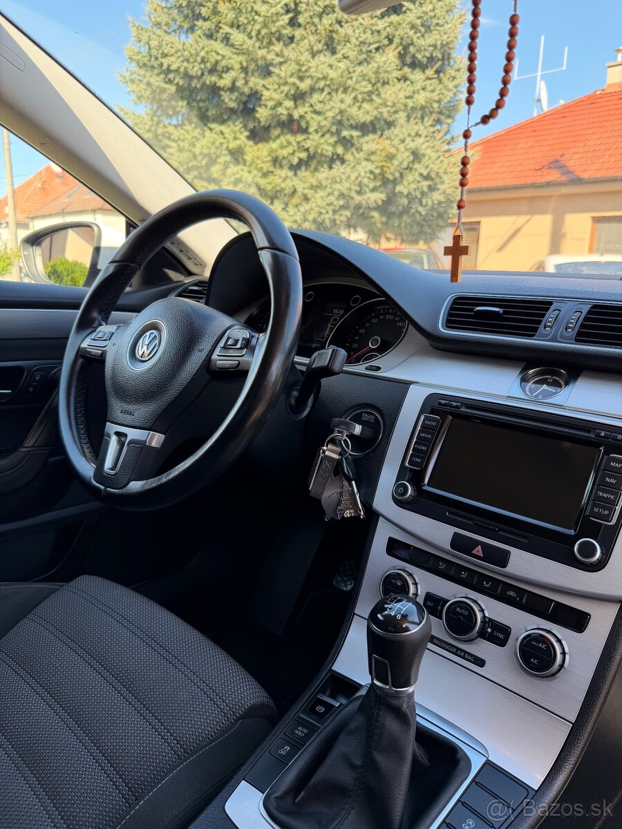 Volkswagen CC 2.0TDI 103KW BlueMotion - 10