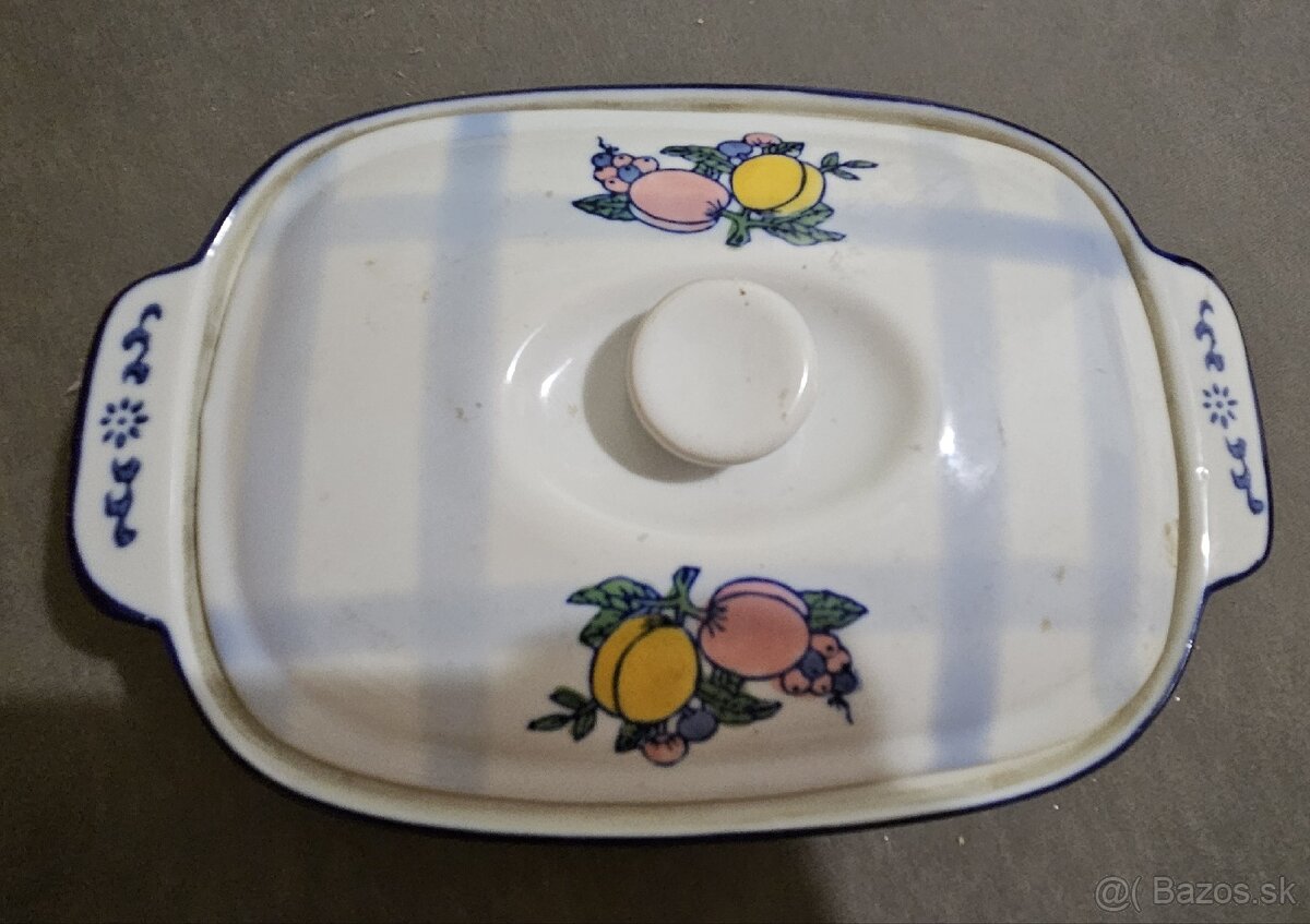 Zmes rôznych vecí na predaj - 10