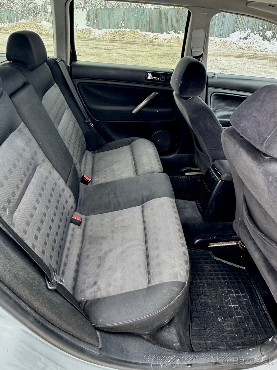 Predám VW Passat kombi B5.5 1.9tdi 4x4 ročník 2001 - 10