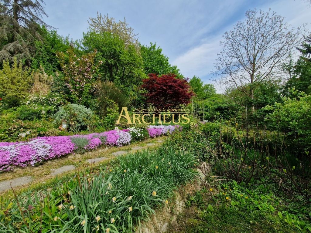 POZEMOK + STARŠIA CHATA - ČERMEĽ - 1058 m2 - 10