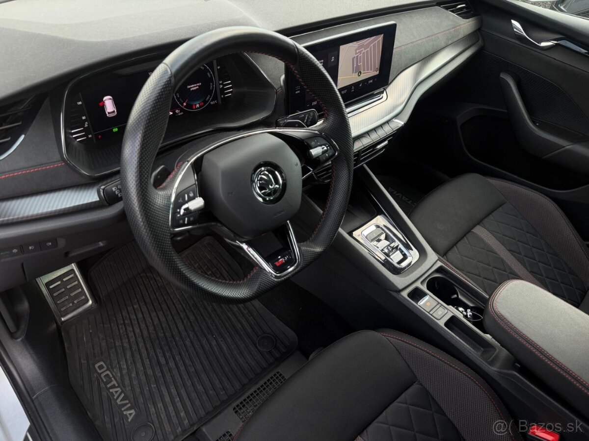 Škoda Octavia Combi RS 2.0 TSI 245k DSG - 10