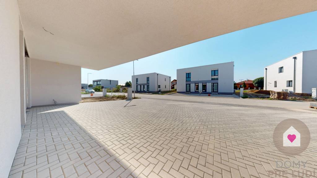 Kráľova pri SENCI - Bývajte už tento rok v novom dome - 10