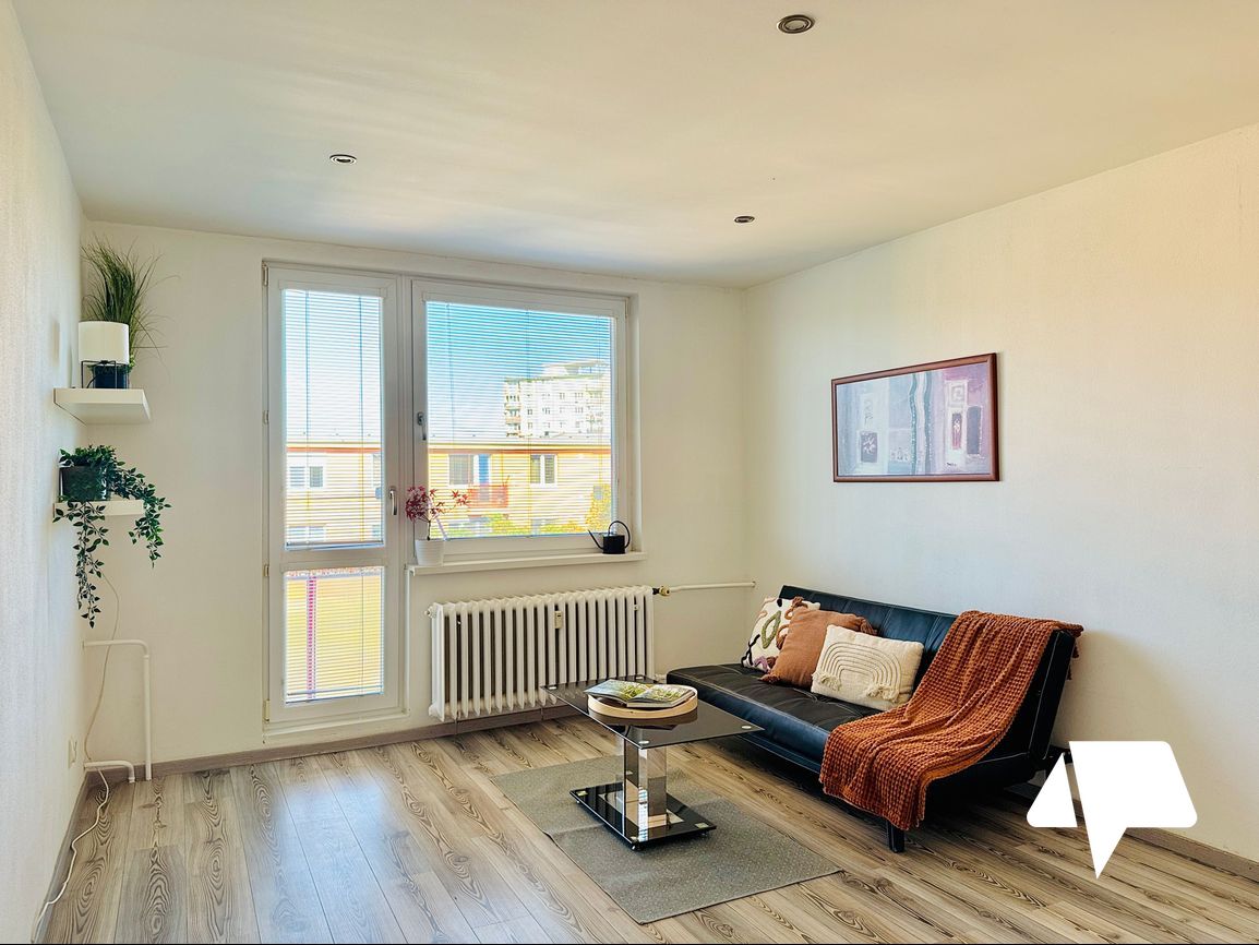 REZERVOVANÉ - Predaj 1 izb. byt, rekonštrukcia, centrum - 10