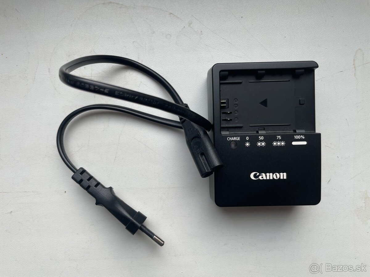 Canon EOS 5D Mark IV - 10