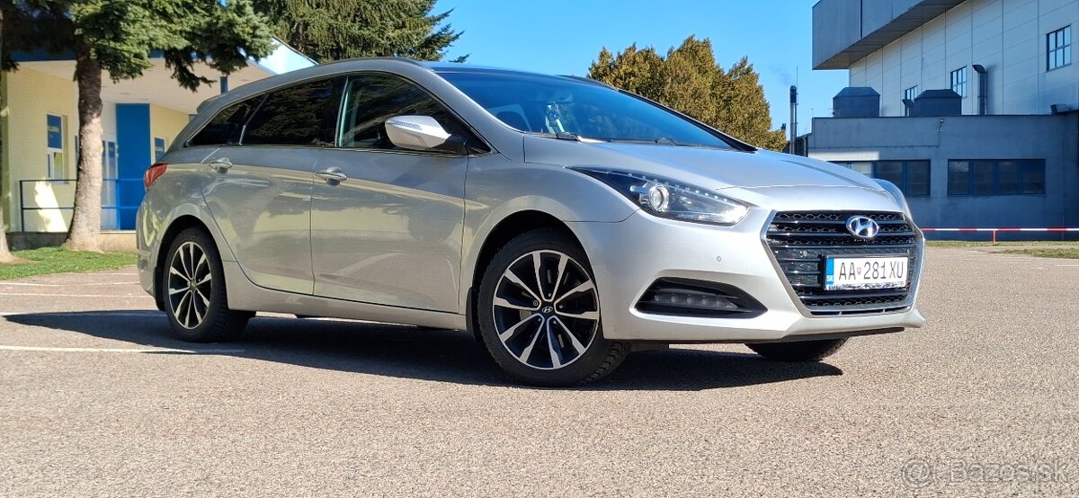 Hyundai i40 CW - 10