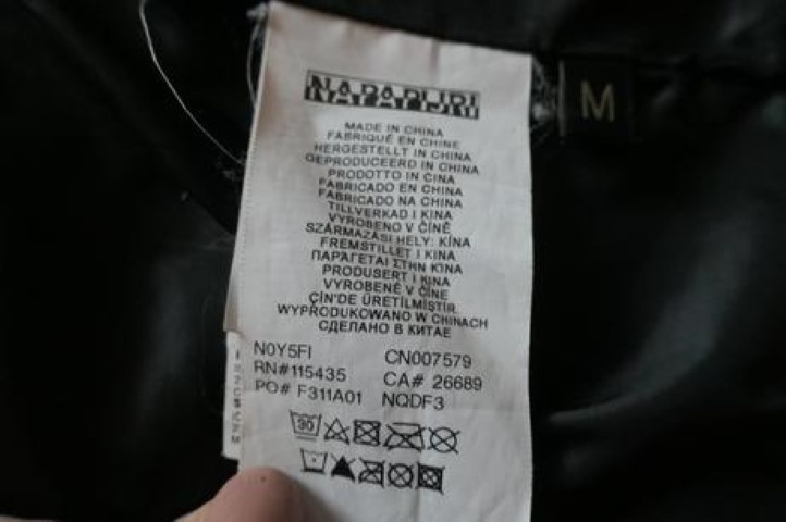 NAPAPIJRI original nadherna,kvalitna,damska bunda M - 10