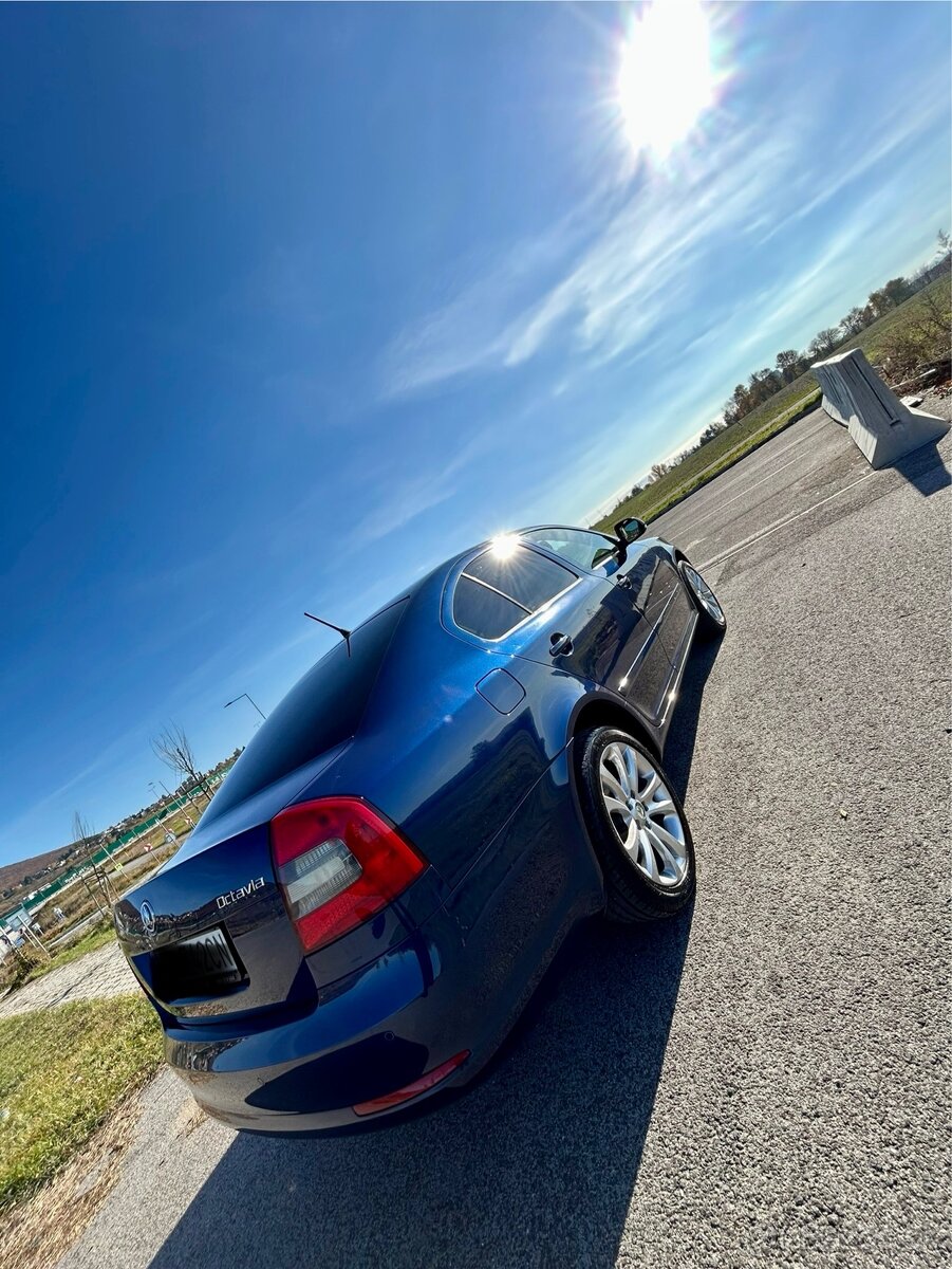 Škoda Octavia 2 2.0 TDi DSG 103kw - 10