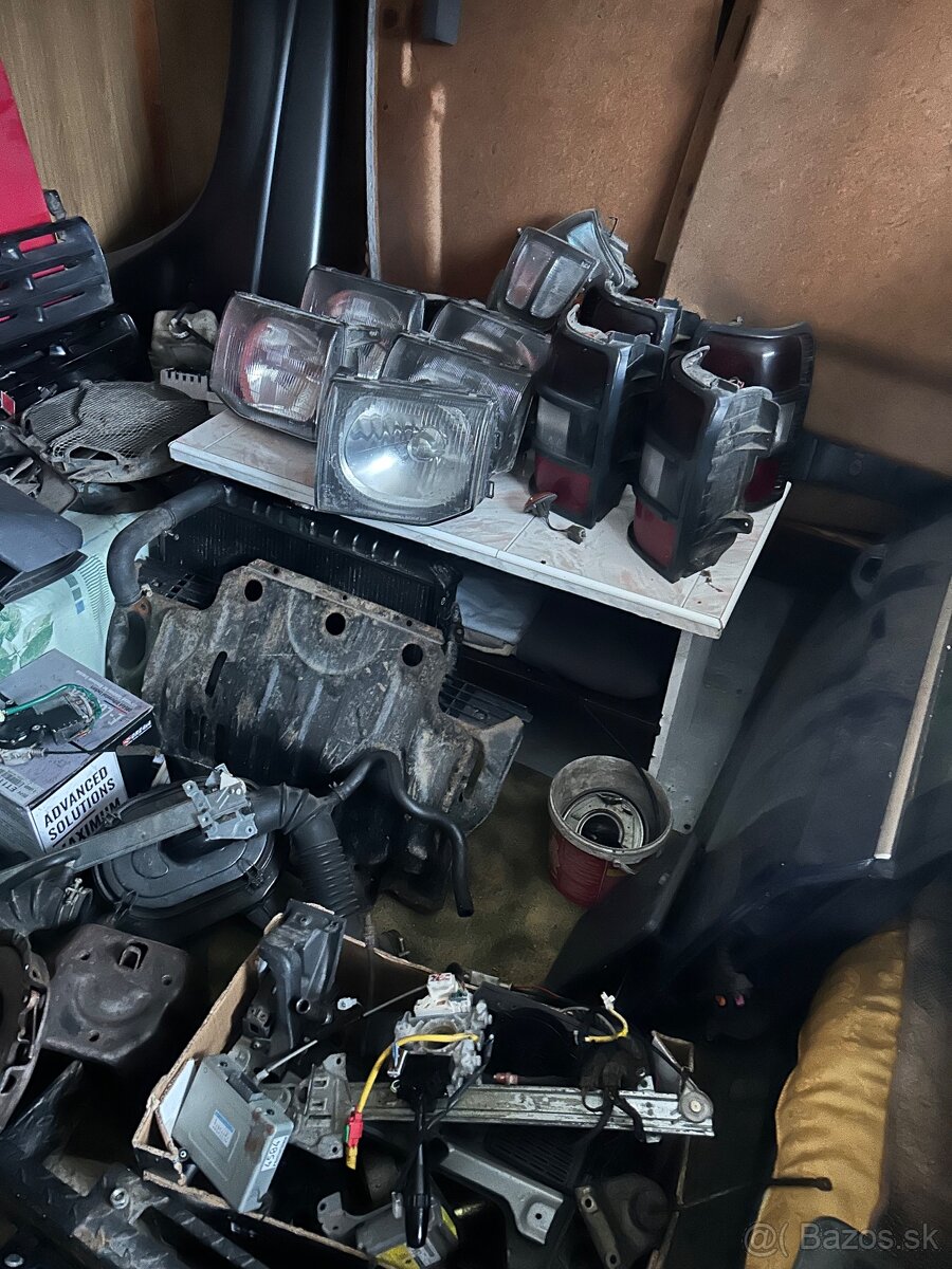 Pajero 2 náhradné diely - 10