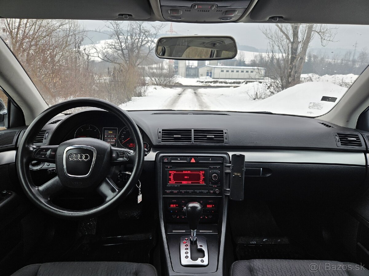 Audi A4 Avant 2.0 TDI - 10