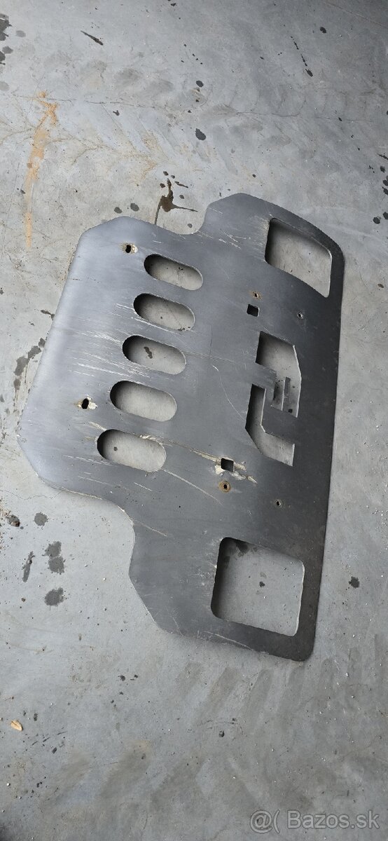 Toyota FJ CRUISER/LAND CRUISER - 10