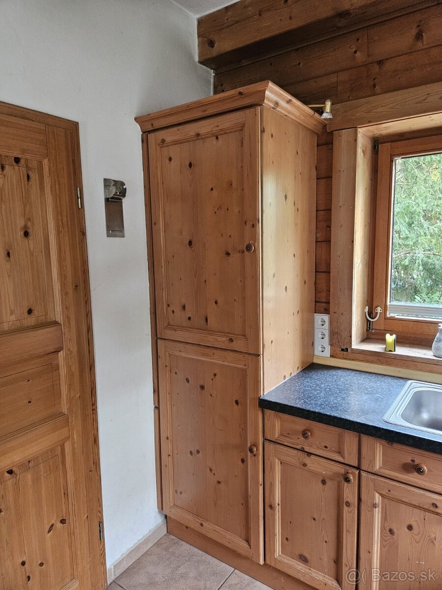 Masívna kuchynská linka z Nemecka so spotrebičmi - 10