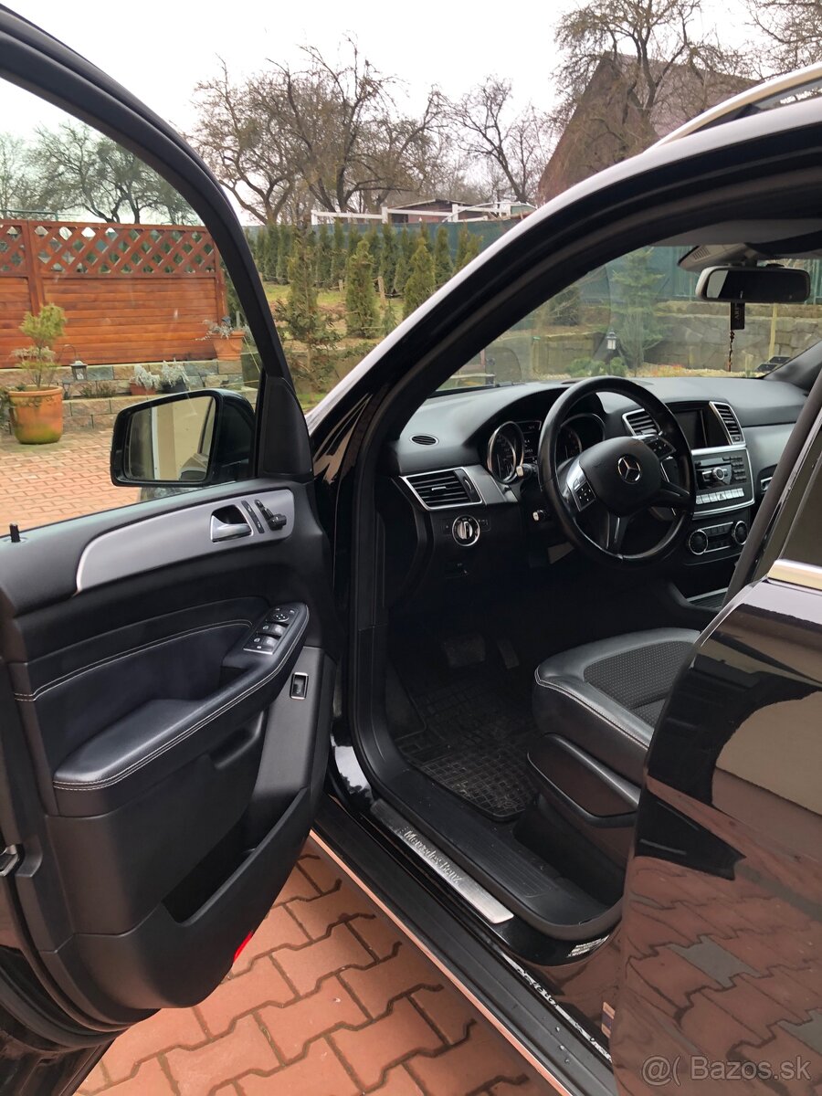 Mercedes Benz ML250 4MATIC - 10