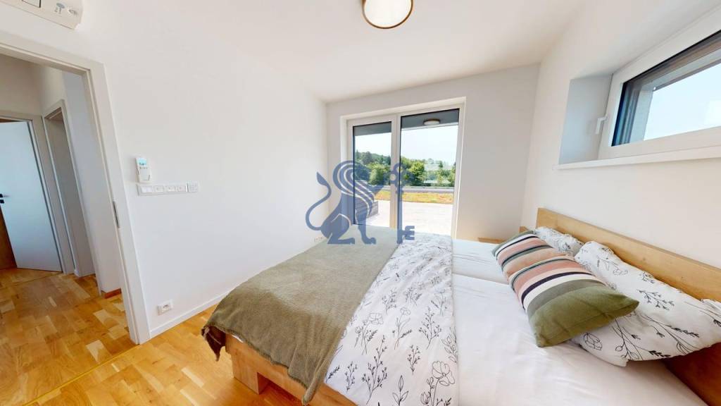 Nadštandardný 5-izbový rodinný dom v Záhorskej Bystrici – Or - 10