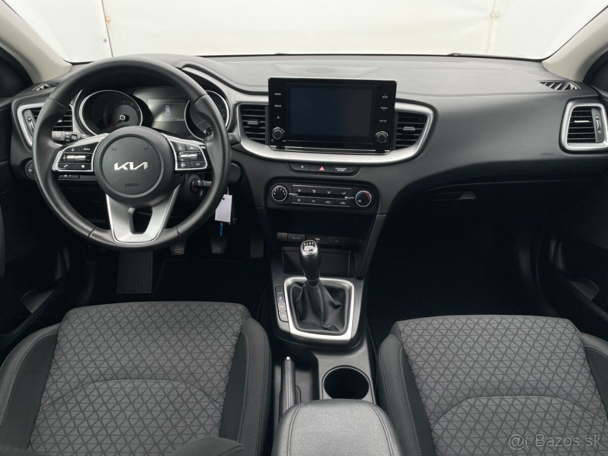Kia Cee´d SW 1.0T-GDI 88kW FRESH - 10