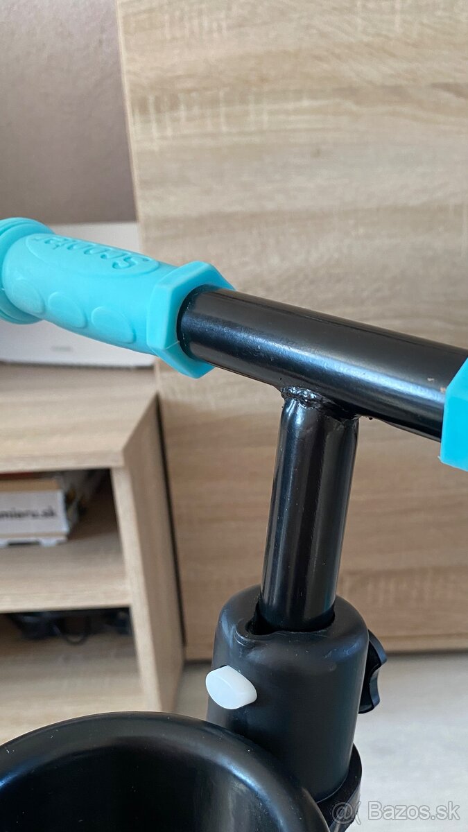 Kolobežka / odrážadlo s pedálmi - 10