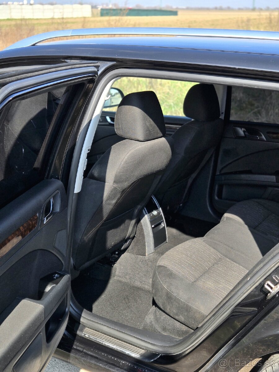 ŠKODA SUPERB 2 FACELIFT 2014 - 10