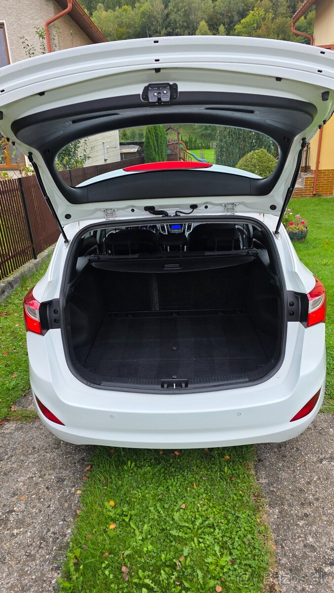 Hyundai I30 CW 1.6 CRDi,kúpené na SK - 10