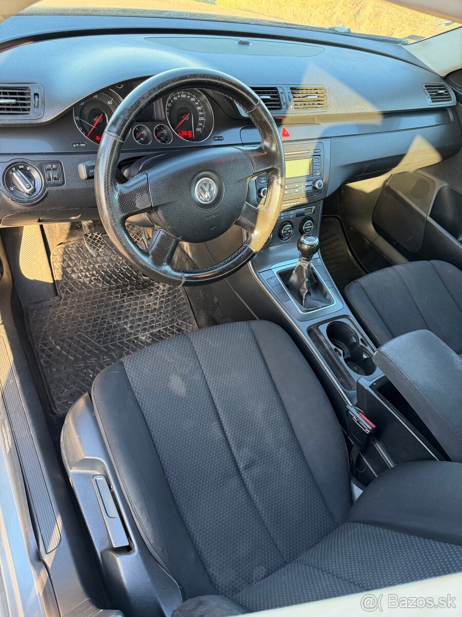 Volkswagen Passat B6 - 10