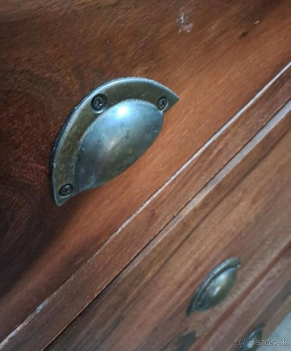 Tmavá kuchyně z masivu se spotřebiči, 5285 - 10