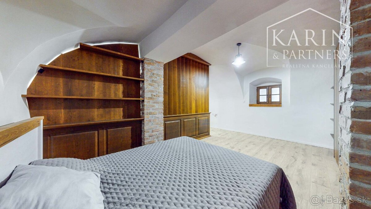 Exkluzívny nový apartmán v priamom centre Banskej Štiavnice - 10