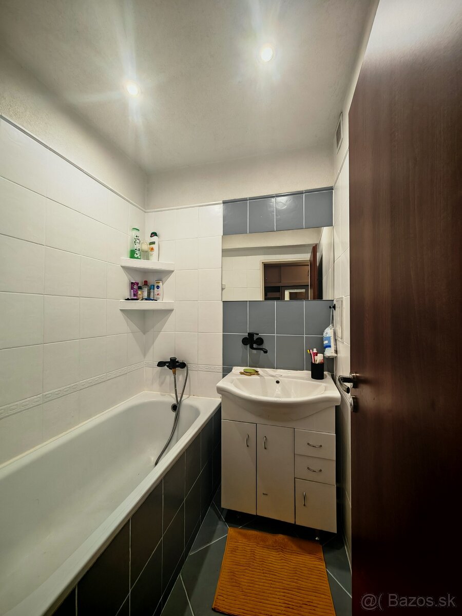 Jednoizbový byt harmanec - 10