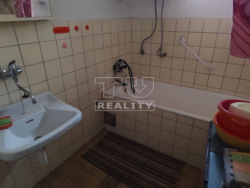 Častkovce chalupa v srdci stredoslovenskej histórie - 10