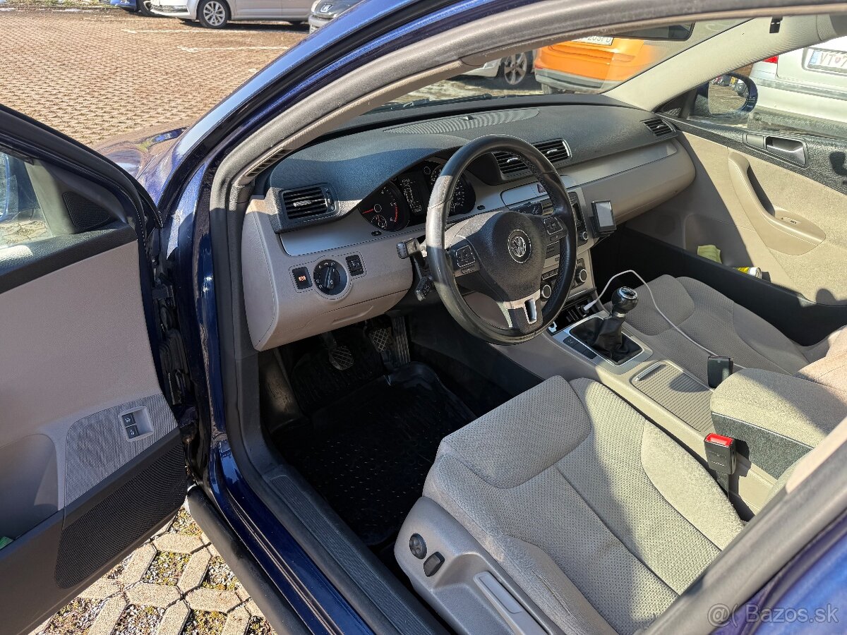 Volkswagen passat b6 2.0tdi CR - 10
