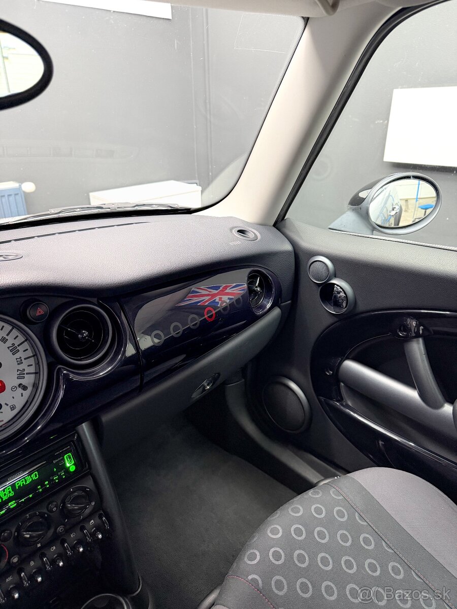 Mini Cooper Seven edícia - 10