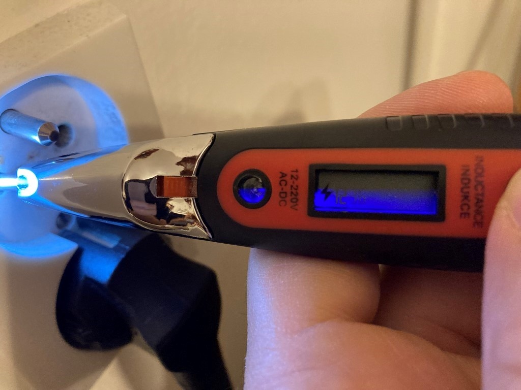 Skúšačka napätia kontaktná/bezkontaktná HAKEL - 10