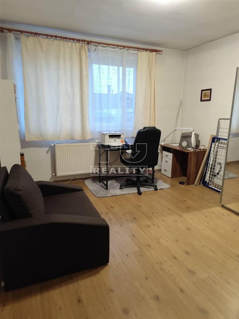 Rodinný dom v obci Láb pripravený na nasťahovanie - 10