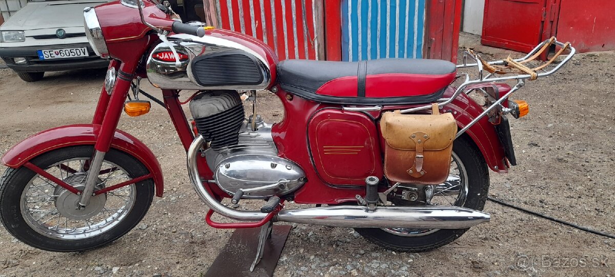 Jawa 250/592 - 10