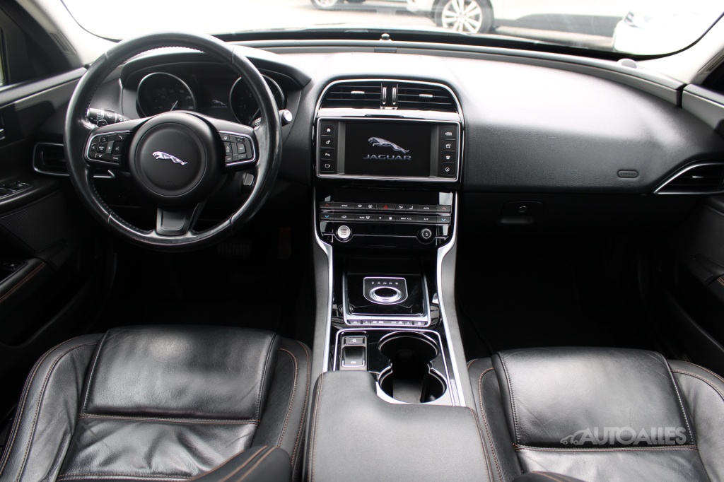 Jaguar XE 2,0 D 120 kW, odpočet DPH - 10