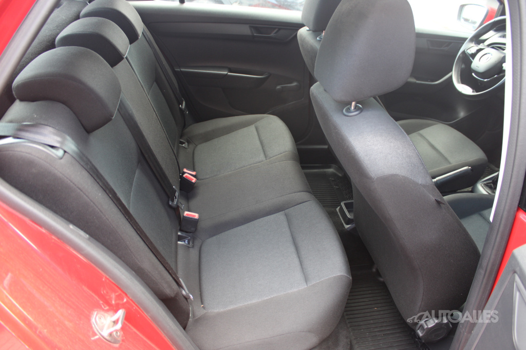 Škoda Fabia 1,0 TSi 70 kW ACTIVE - 10